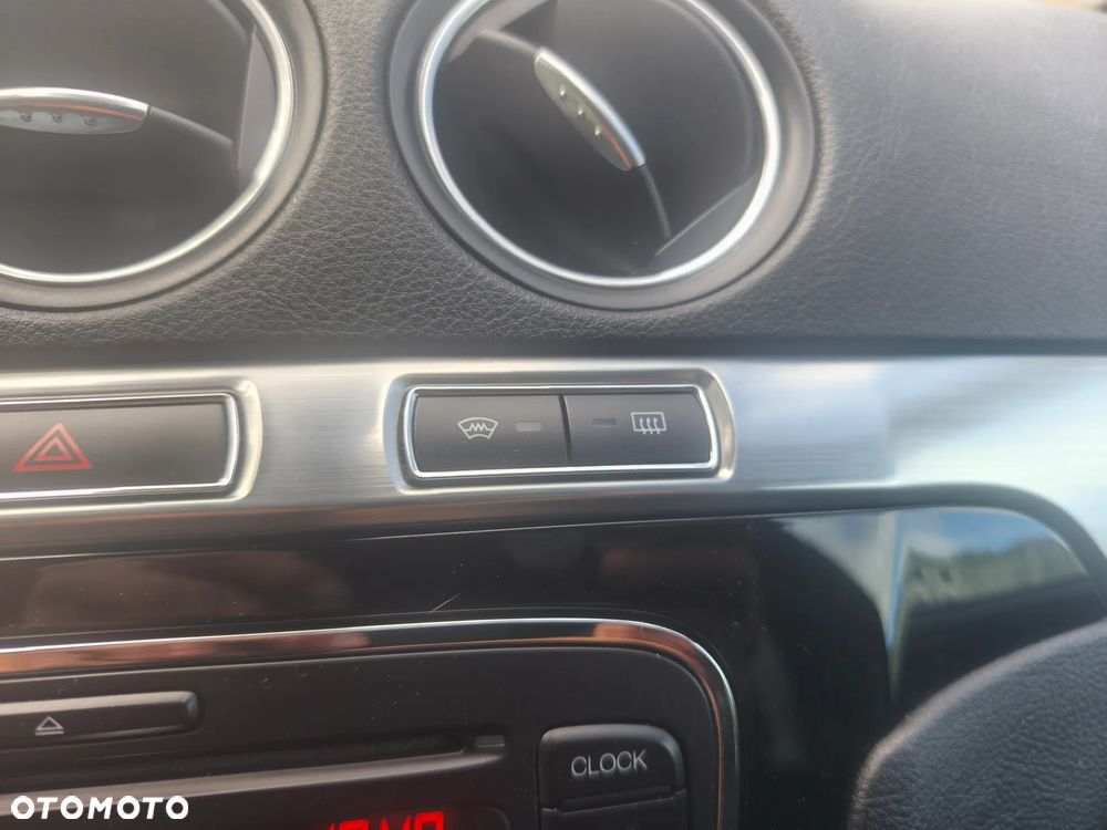 Ford Mondeo 2.0 TDCi ECOnetic Business Edition - 23