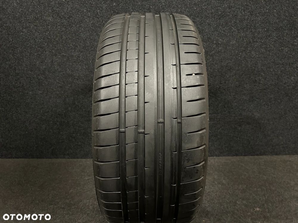 Dunlop Sport Maxx RT2 215/45/18 89W XL 1szt. - 1