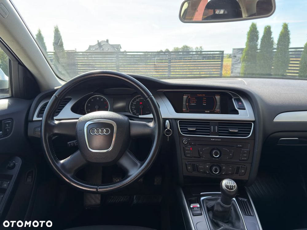 Audi A4 Limousine 1.8 TFSI Attraction - 38