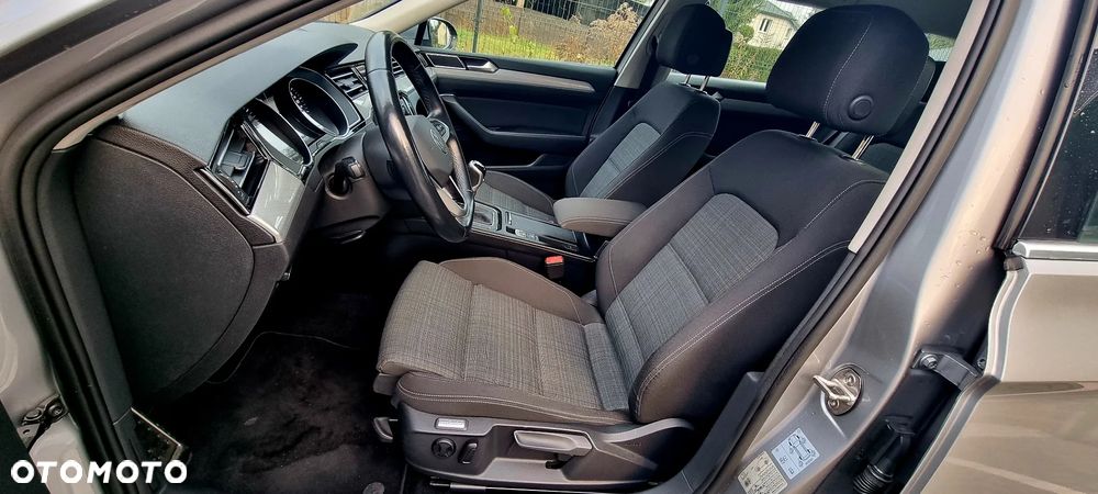 Volkswagen Passat Variant 2.0 TDI EVO Business - 24