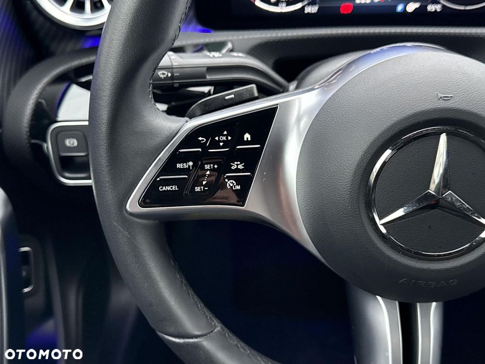 Mercedes-Benz CLA - 23