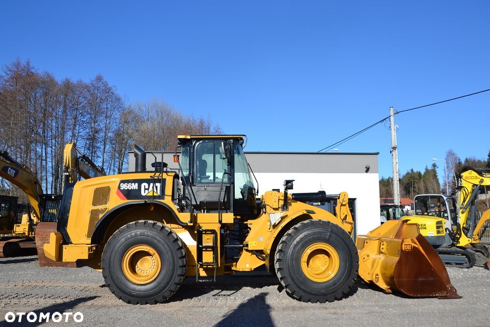 Caterpillar CAT 966 M - 12