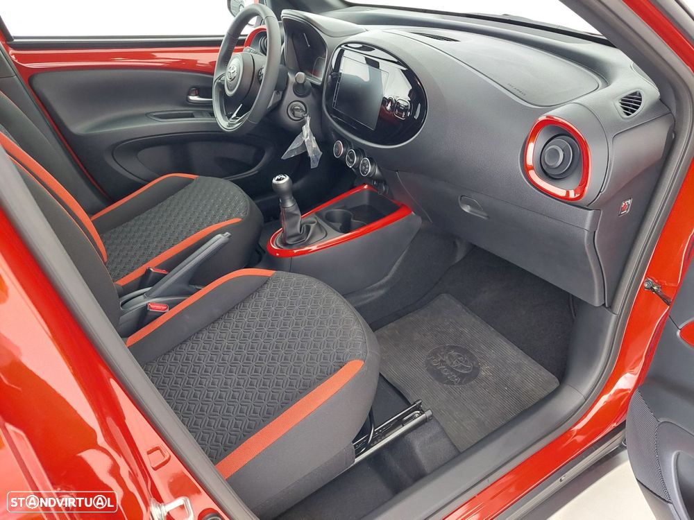 Toyota Aygo X 1.0 Pulse - 8
