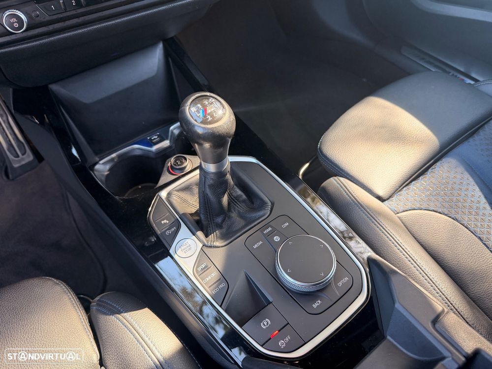 BMW 116 d Pack M - 29