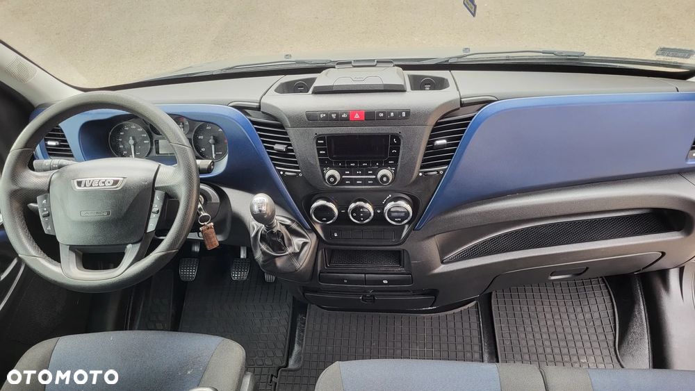 Iveco Daily 35S180 / doka / auto brygadowe / 7 osobowe / - 21