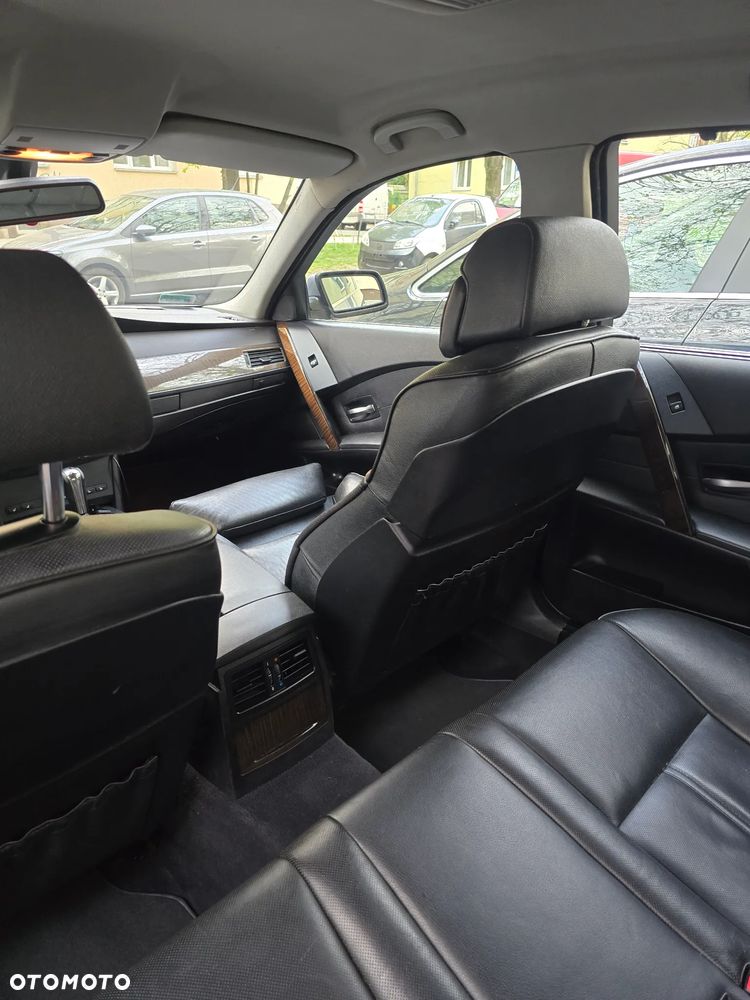 BMW Seria 5 - 11