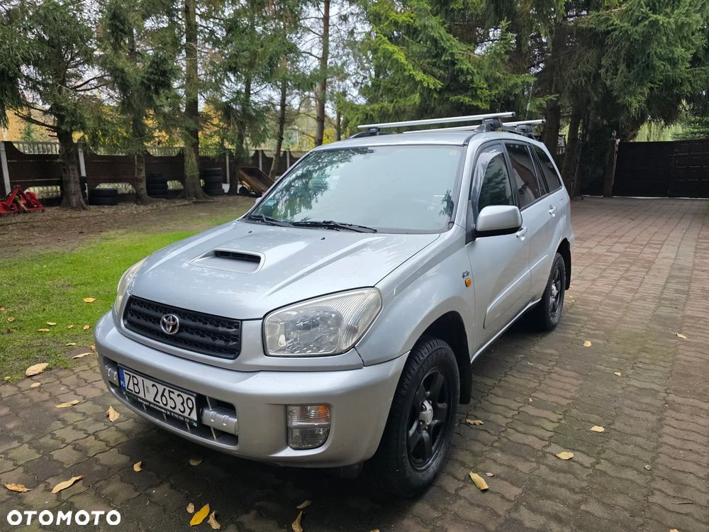 Toyota RAV4 - 1