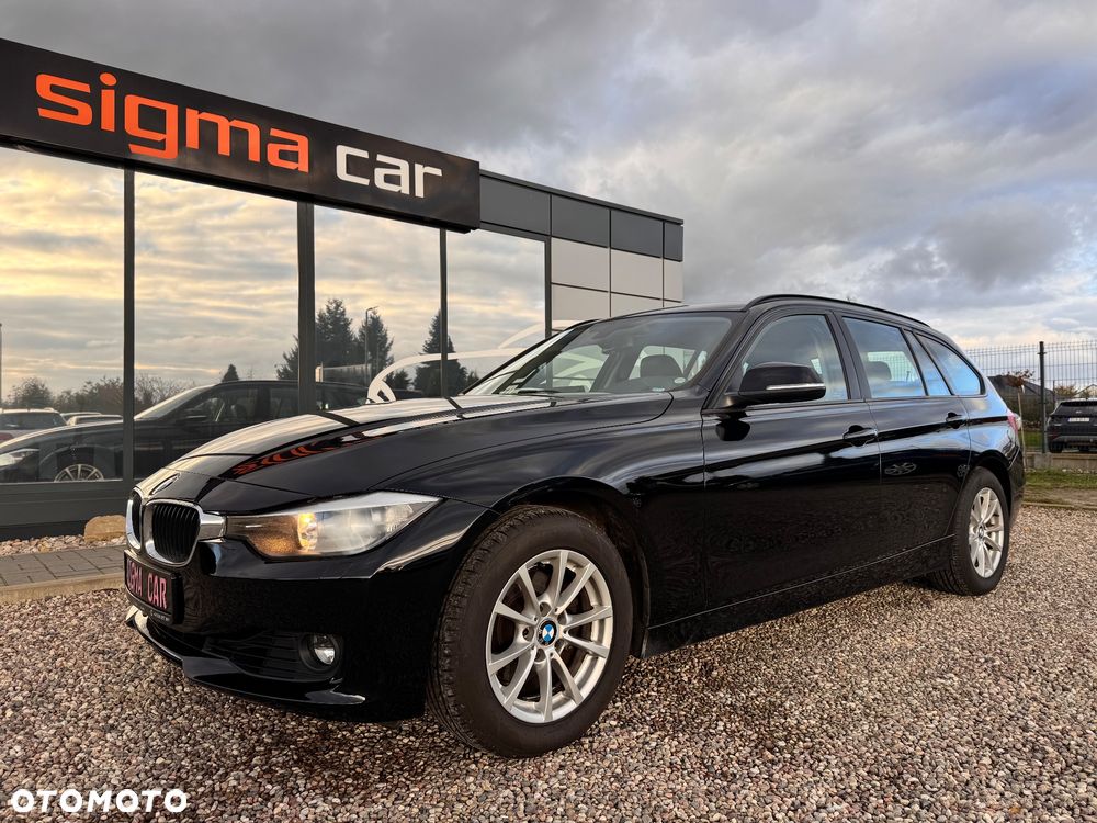 BMW Seria 3 320i Touring - 20