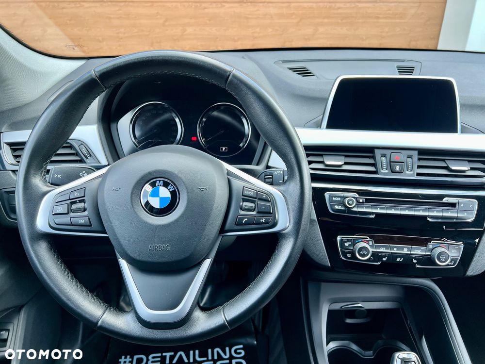 BMW X1 xDrive18d - 23