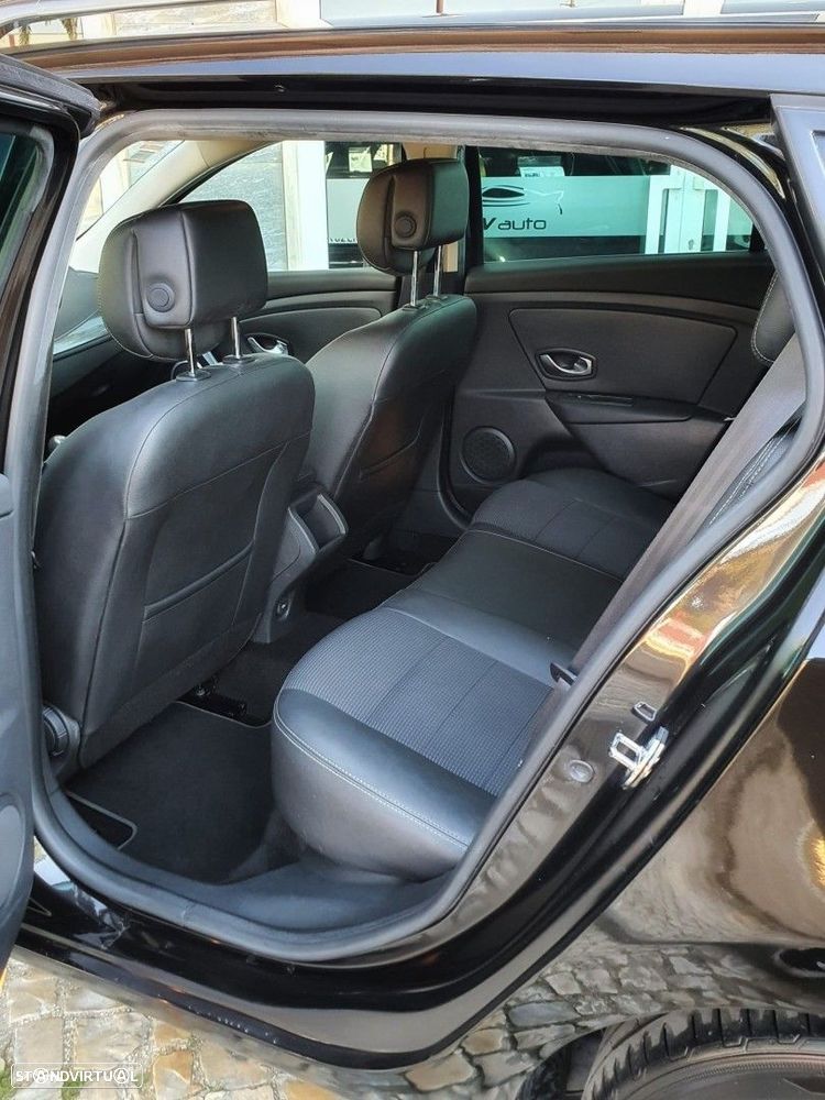 Renault Mégane Sport Tourer 1.4 TCE GT Line - 23