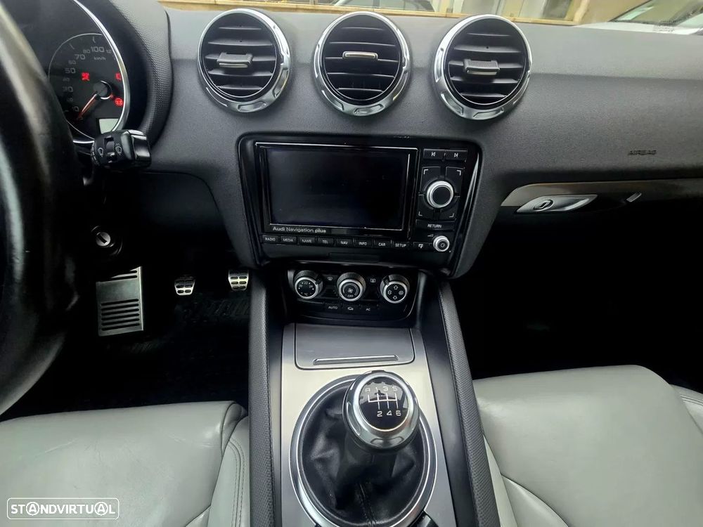 Audi TT Coupé 2.0 TDI quattro - 13