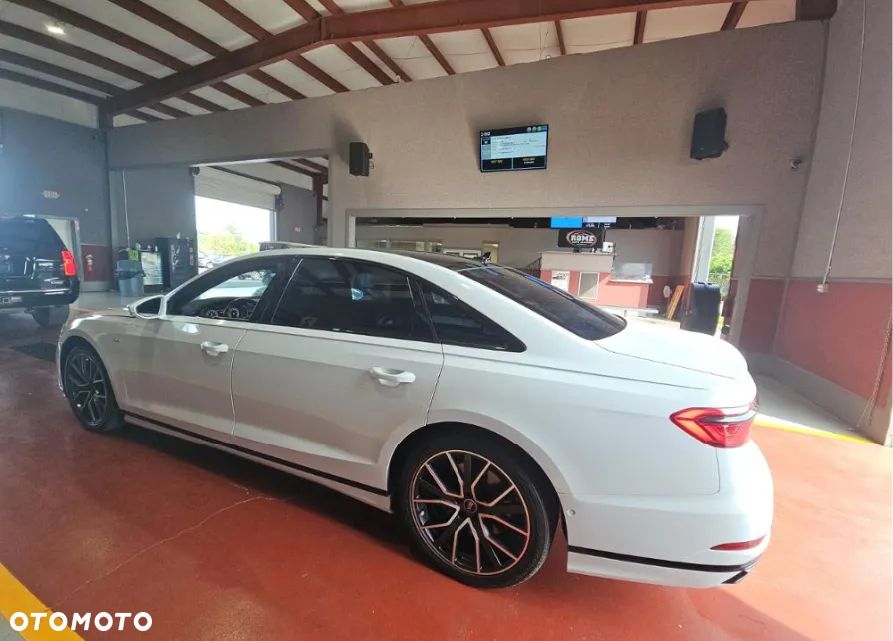 Audi A8 L 55 TFSI quattro tiptronic - 5