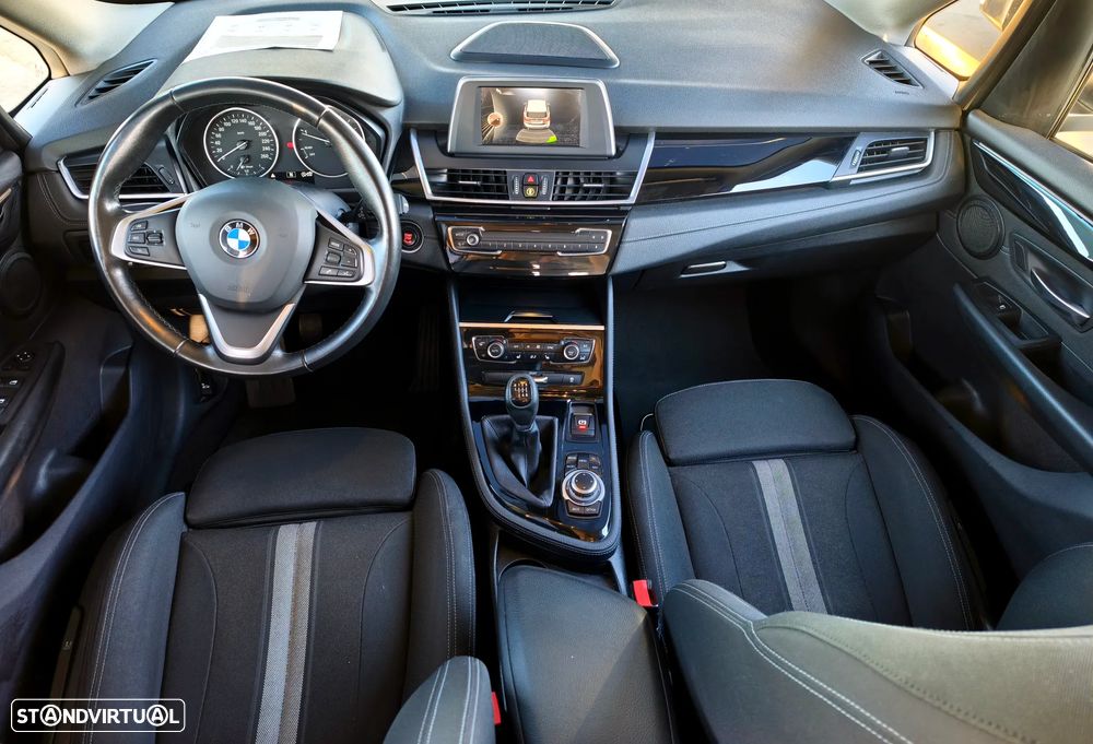 BMW 218 Active Tourer d Sport Line - 10