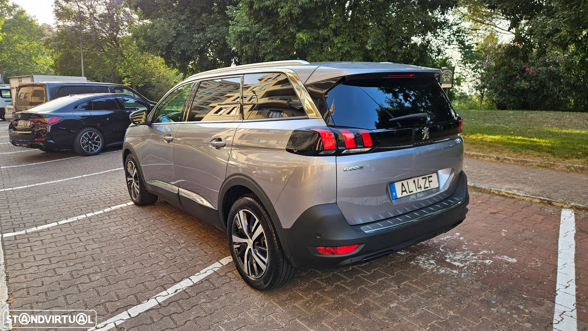 Peugeot 5008 1.5 BlueHDi Allure Pack EAT8 - 7
