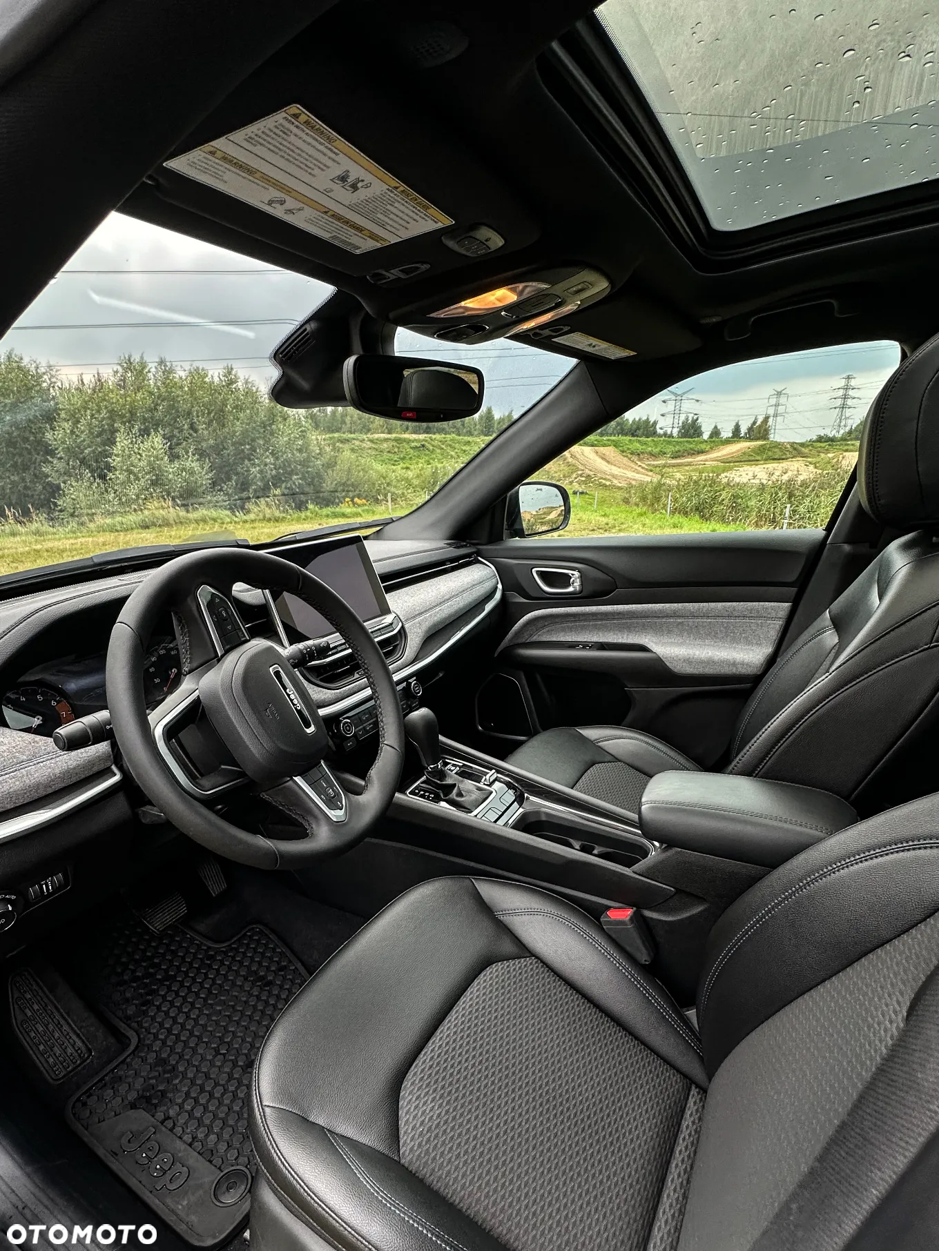 Jeep Compass - 11