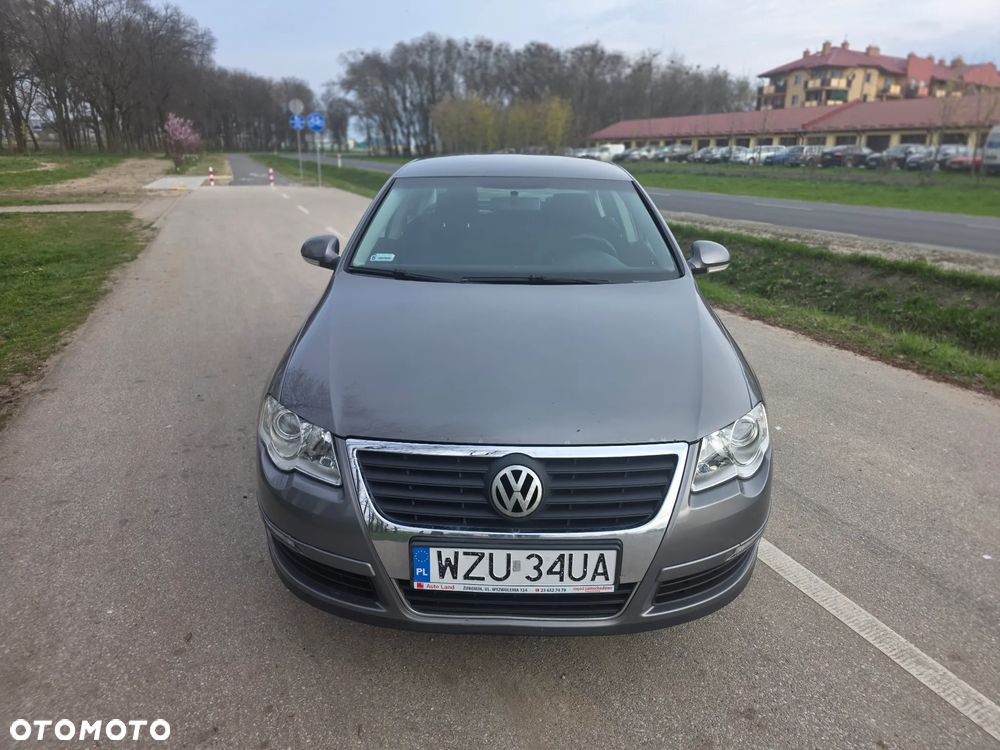 Volkswagen Passat 1.9 TDI Comfortline - 3