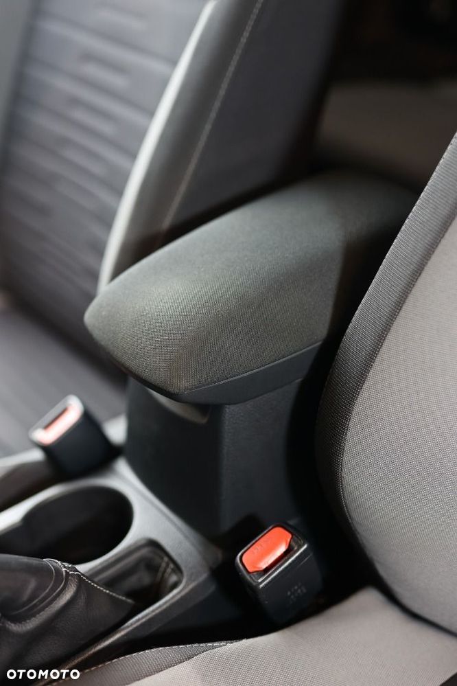 Toyota Auris - 41