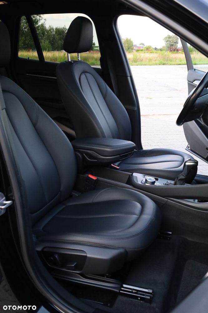 BMW X1 - 11