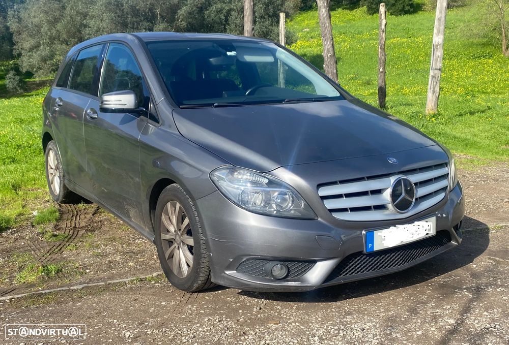 Mercedes-Benz B 180 CDI (BlueEFFICIENCY) - 2