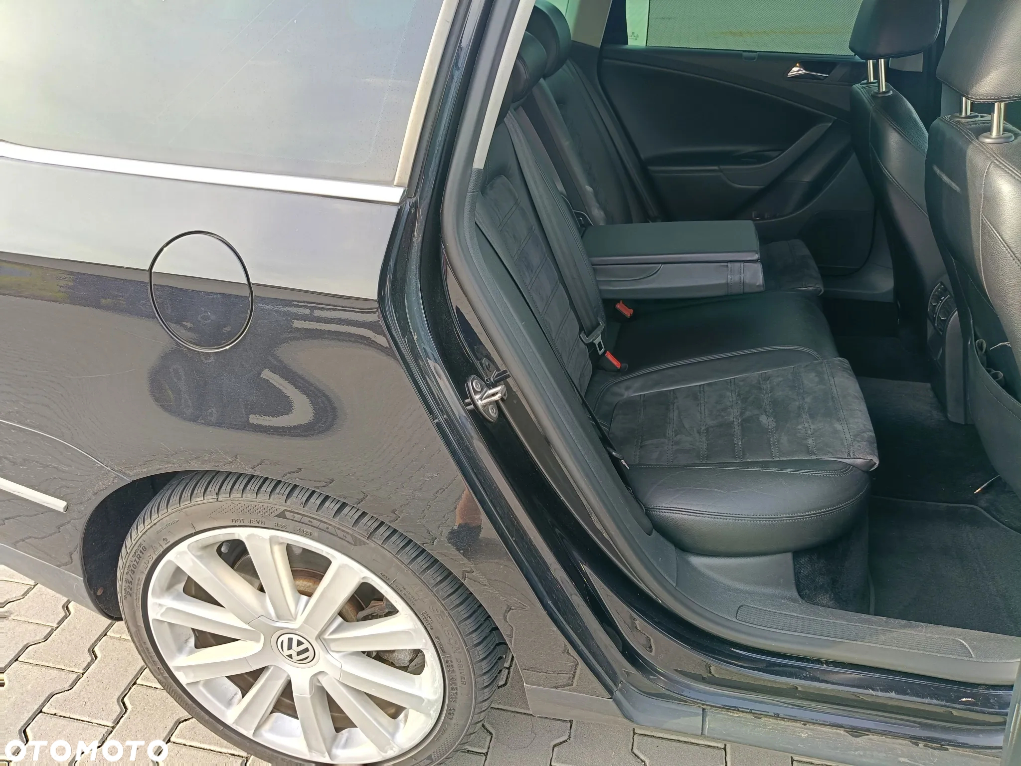 Volkswagen Passat Variant 3.2 V6 FSI 4Motion DSG Highline - 21