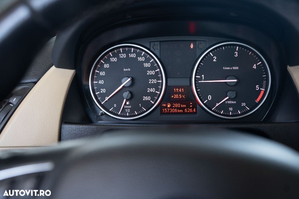 BMW X1 sDrive18d - 4