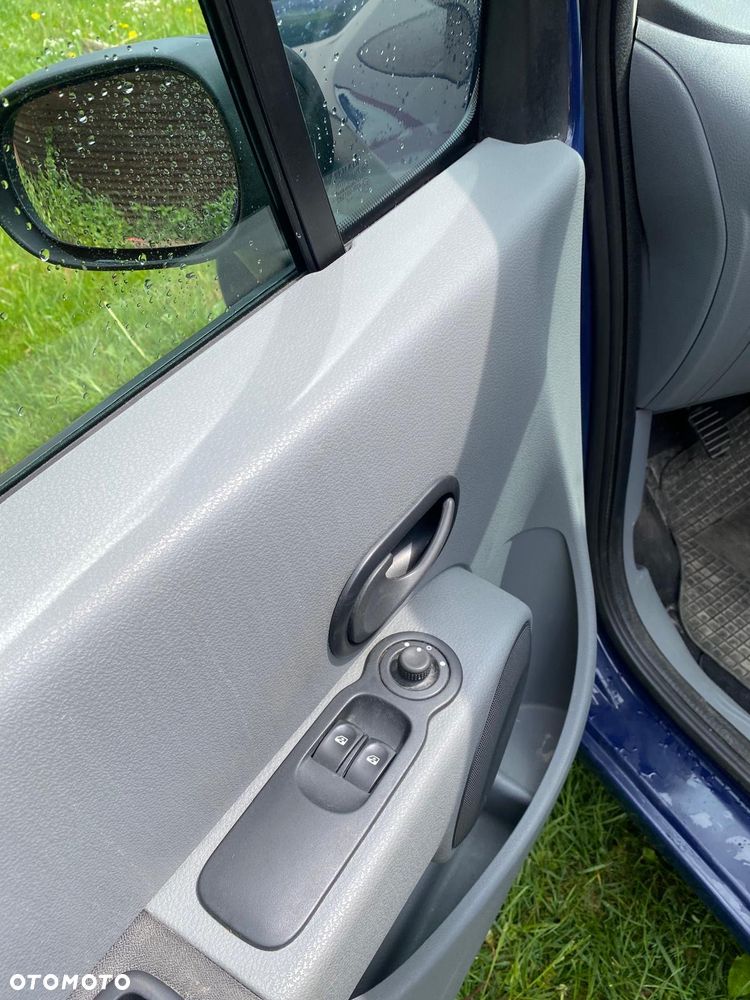 Renault Modus - 11