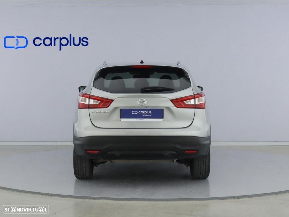 Nissan Qashqai 1.5 dCi N-Connecta - 6