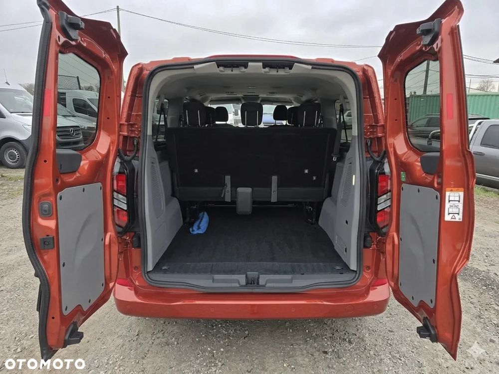 Ford Transit Custom Kombi 320 L2H1 Limited M1 - 6