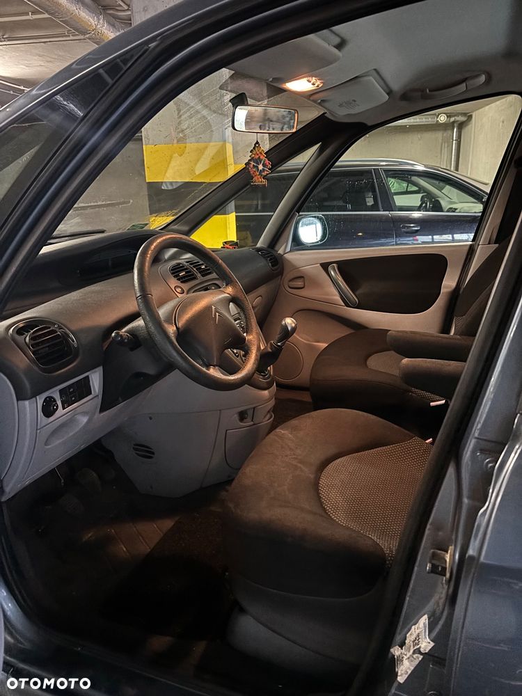 Citroën Xsara Picasso 1.6 SX - 6