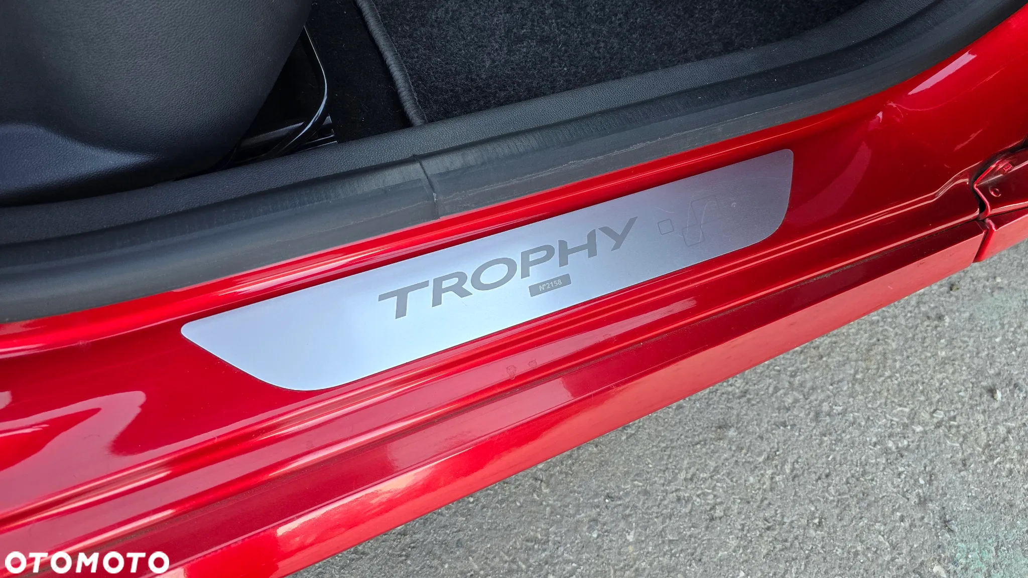 Renault Clio TCe 220 EDC R.S Trophy - 12