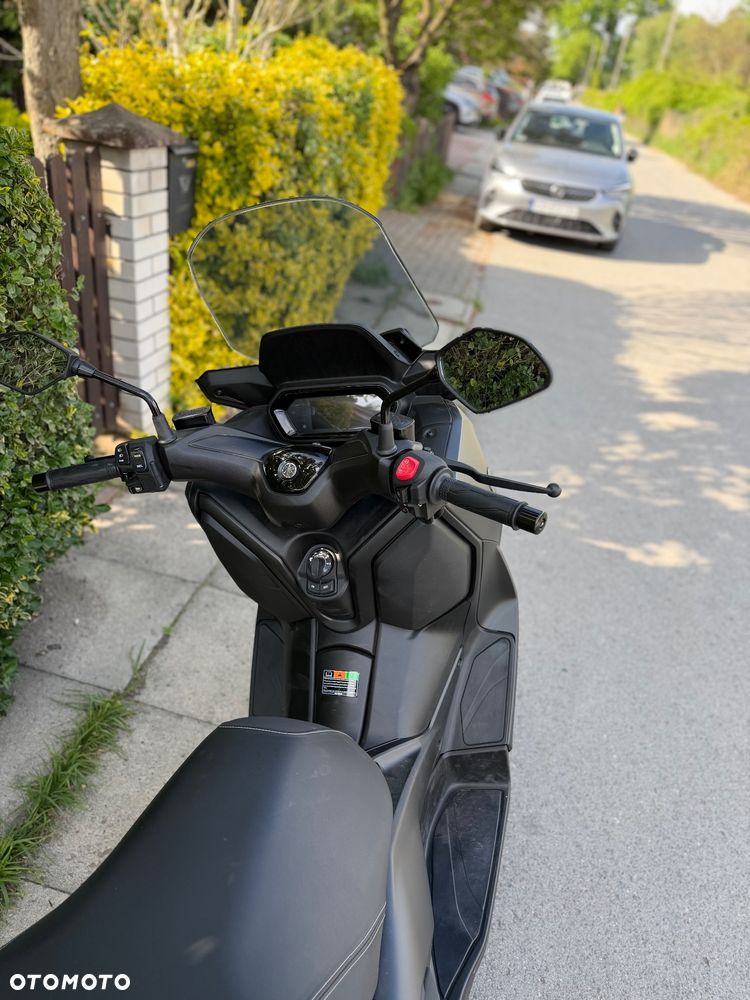 Yamaha X-max - 5
