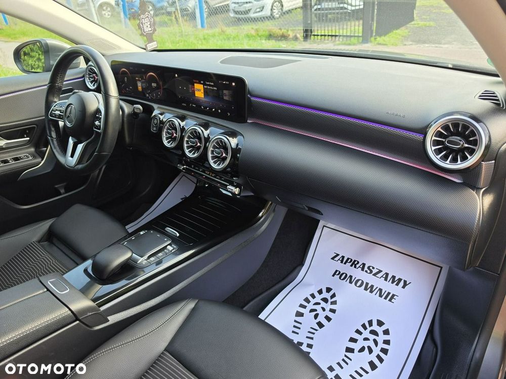 Mercedes-Benz Klasa A 180 7G-DCT Style - 18