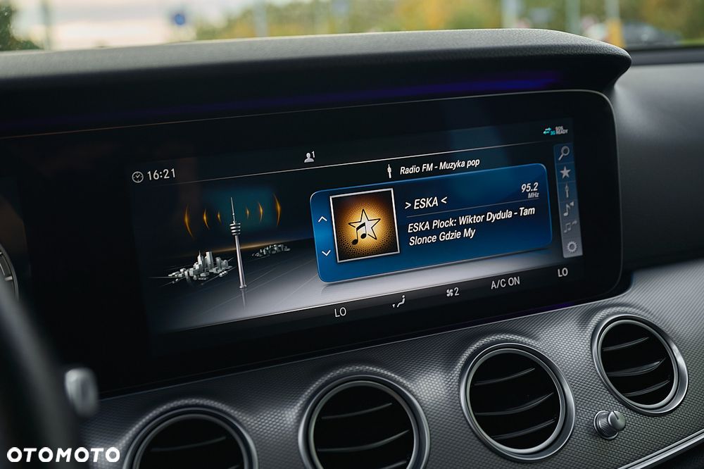 Mercedes-Benz Klasa E 220 d 9G-TRONIC - 25