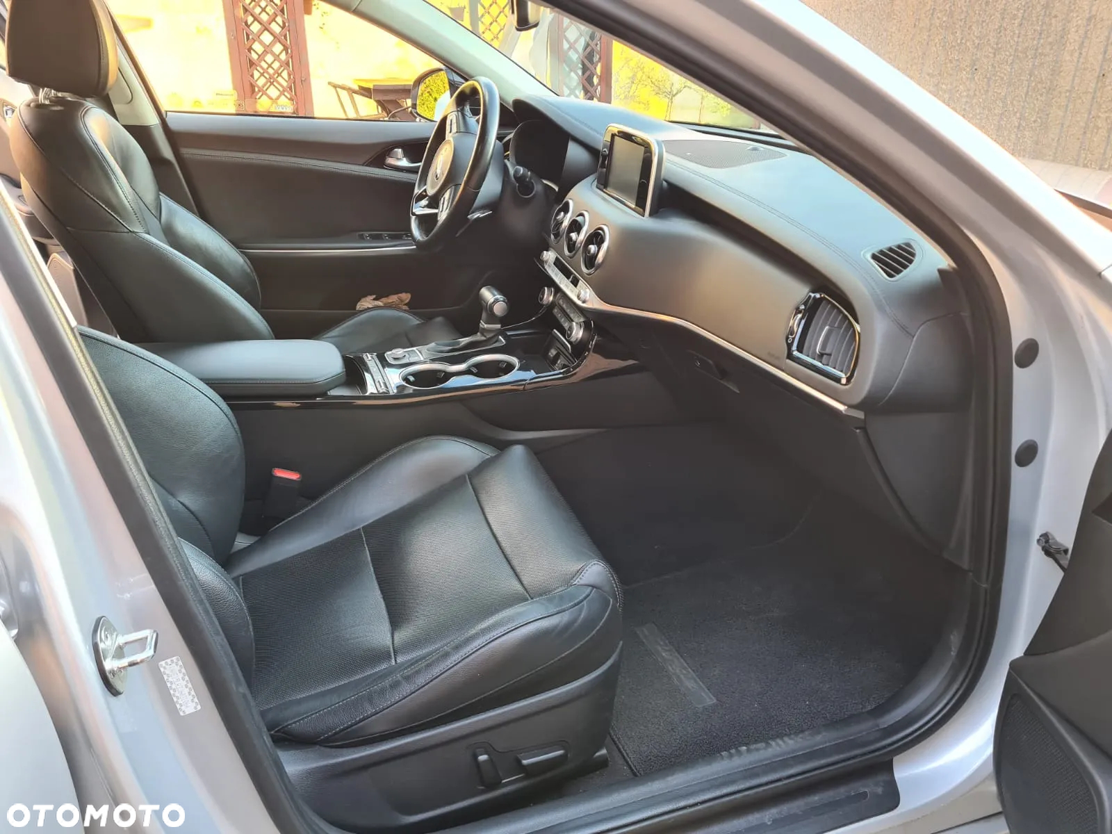 Kia Stinger 2.0 T-GDI GT Line - 16