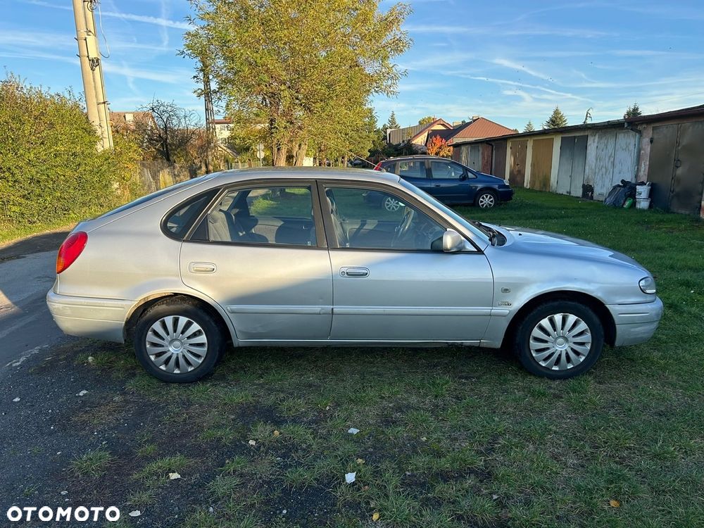 Toyota Corolla 2.0 D-4D Sol - 4