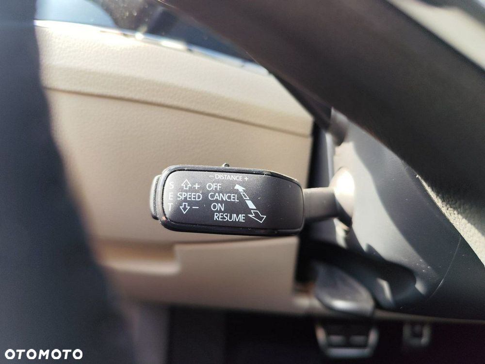 Skoda Superb 2.0 TSI 4x4 L&K DSG - 35