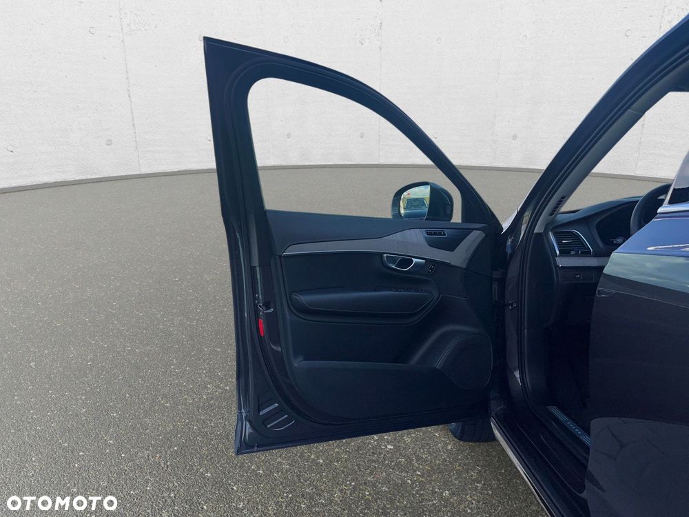 Volvo XC 90 - 3
