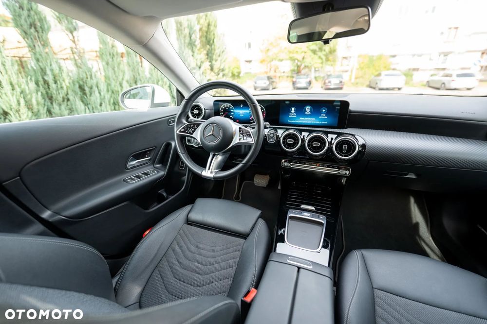Mercedes-Benz CLA 200 mHEV 7G-DCT - 5