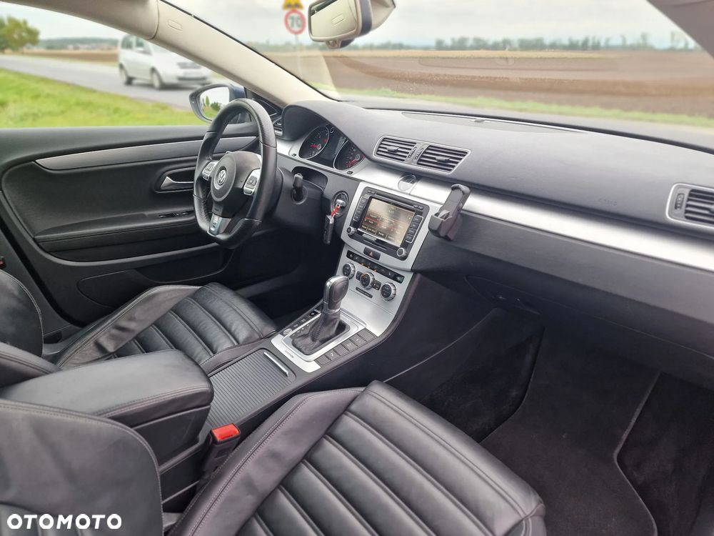 Volkswagen CC 2.0 TDI 4Motion BlueMotion Technology DSG - 35