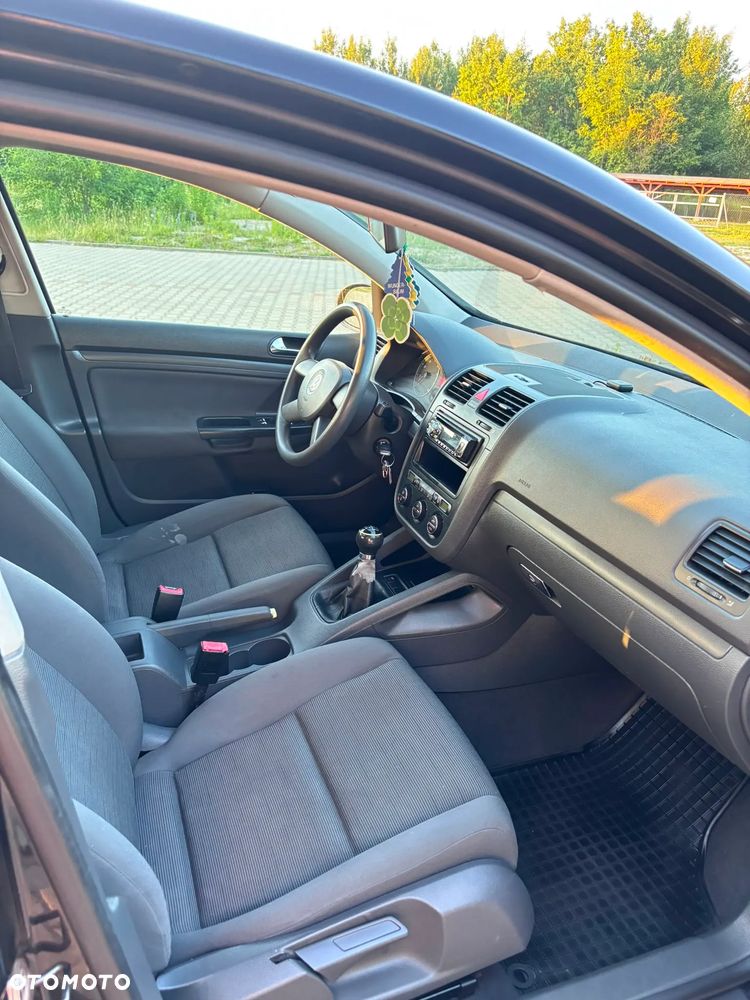 Volkswagen Golf 1.6 Trendline - 13