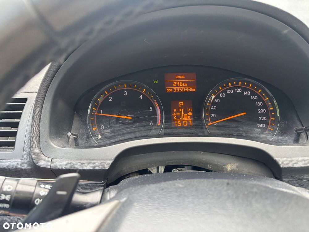 Toyota Avensis 2.2 D-4D Premium - 12