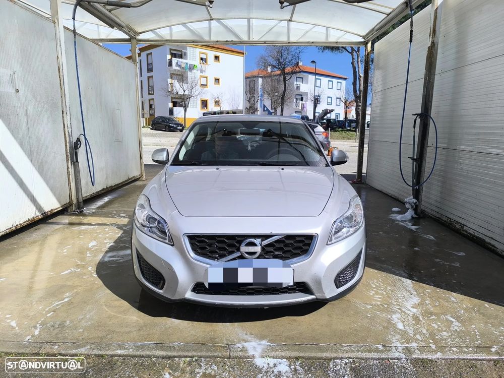 Volvo C30 2.0D Powershift - 1