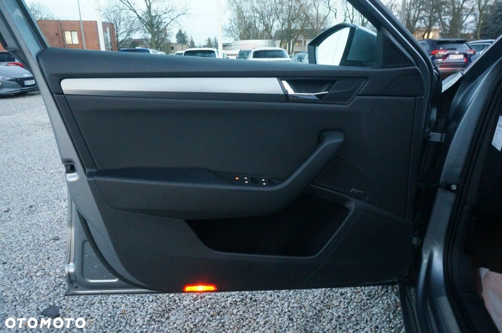Skoda Superb - 21