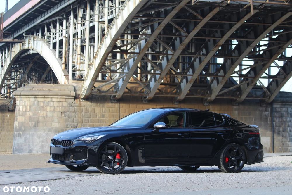 Kia Stinger 3.3 T-GDI AWD GT - 4
