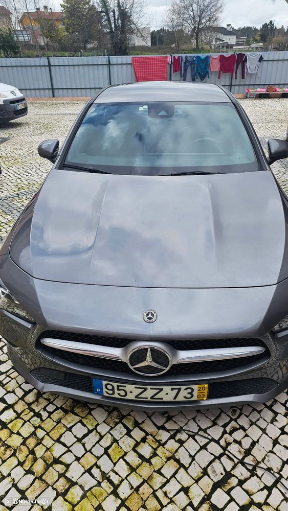 Mercedes-Benz CLA 180 - 4