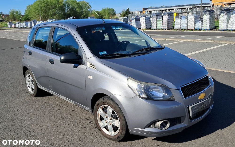 Chevrolet Aveo 1.2 16V LS - 1