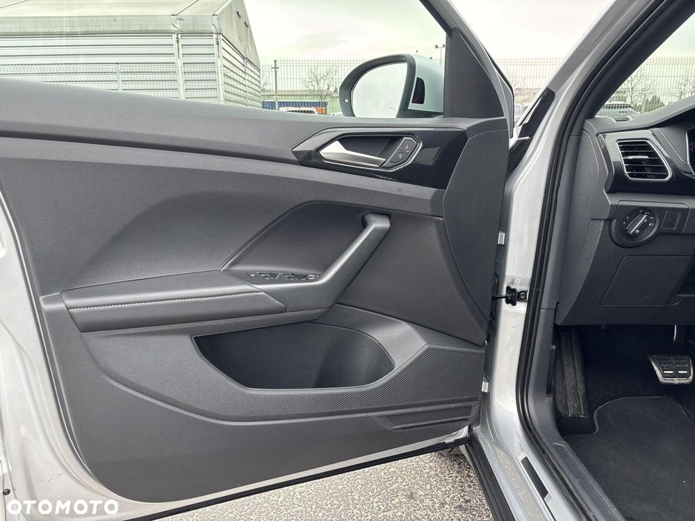 Volkswagen T-Cross - 10