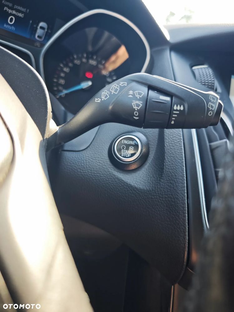 Ford Focus - 9