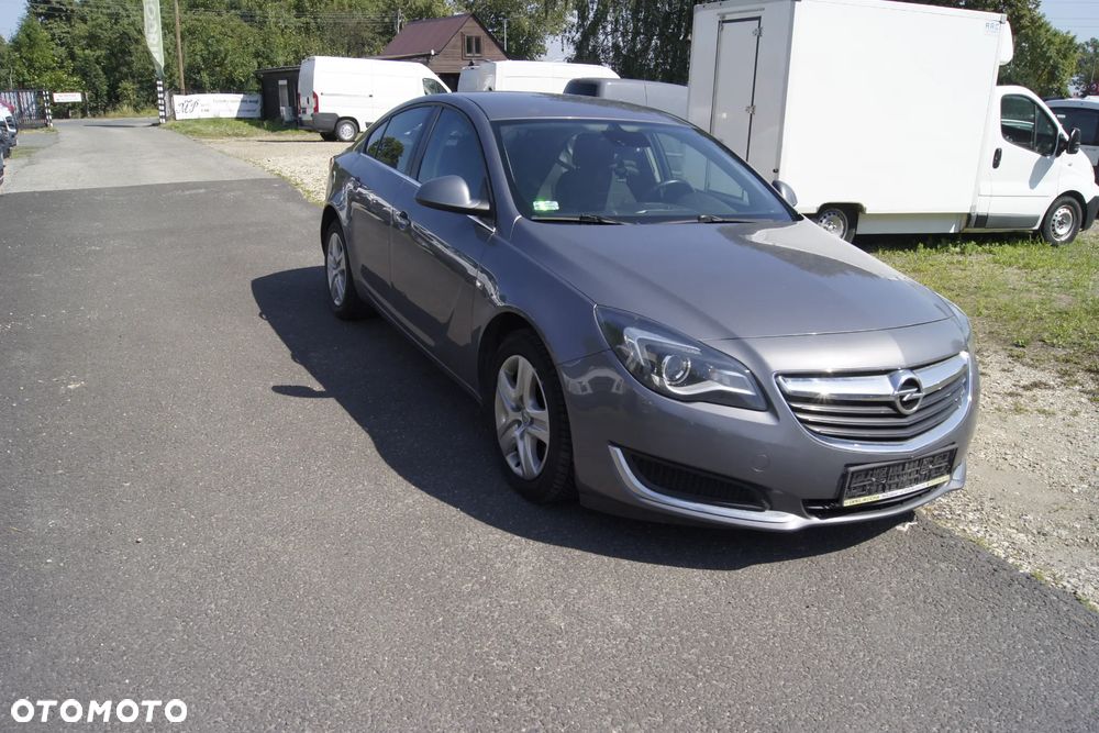 Opel Insignia 2.0 CDTI Executive - 1