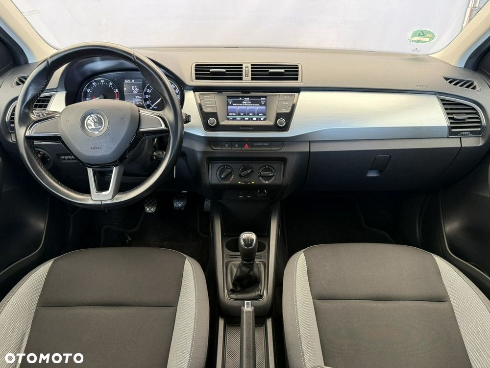 Skoda Fabia 1.2 TSI Active - 4